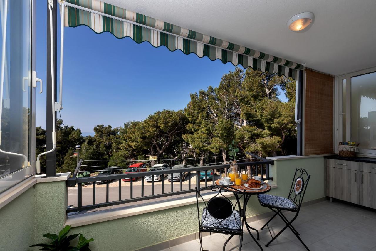 Apartment Pine Fine With Free Parking Makarska Extérieur photo
